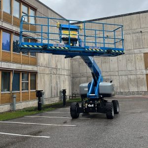 Genie S - 65XC Leveällä korilla (Lavakorkeus 19,8 m)